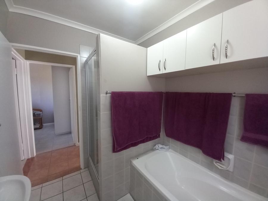 To Let 3 Bedroom Property for Rent in Bonnie Brae Western Cape